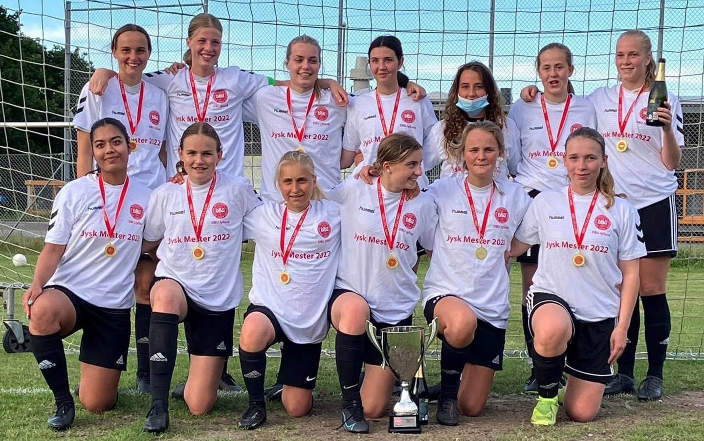 2022 U18 Piger Liga 1 Jysk Fynsk Mester Dalum Næsby (Privat) 2022 U18 Piger Liga 1 Jysk Fynsk Mester Dalum Næsby (Privat)